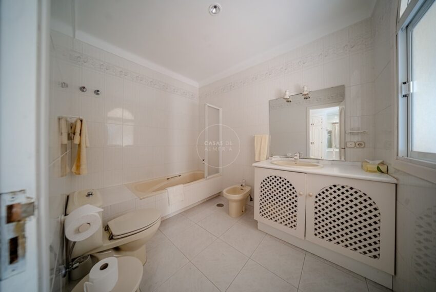 Casas_de_Almería_Calle Gaviota_3-18