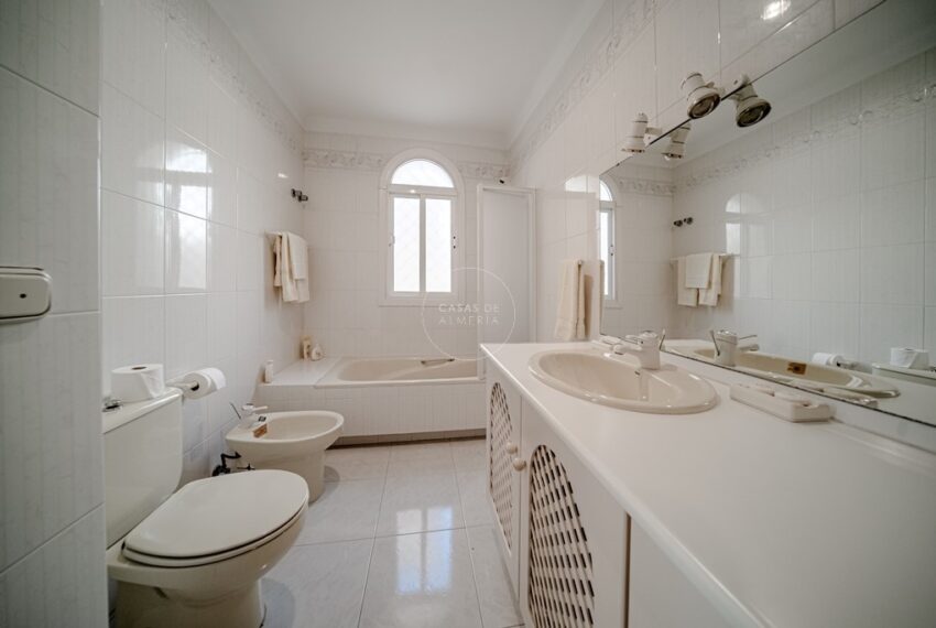 Casas_de_Almería_Calle Gaviota_3-22